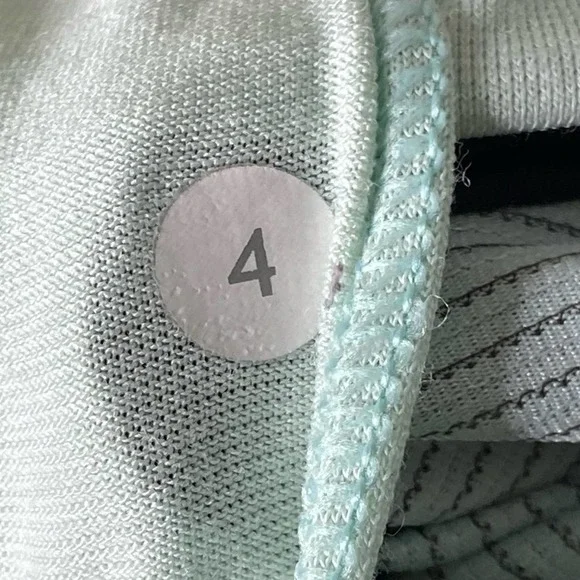 Lululemon Run: Back On Track Tank Mint Moment/Classic Stripe Mint Moment Size 4 - Picture 8 of 9